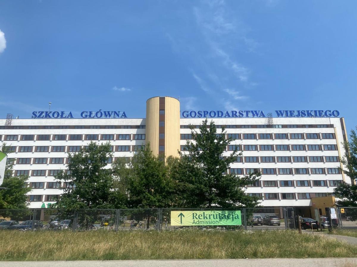 Pokoje Nowoursynowska Albergue Varsovia Exterior foto